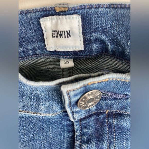 Edwin Nordstrom Bree Slim Straight Crop Fit Jeans with Stretch. - Picture 4 of 9